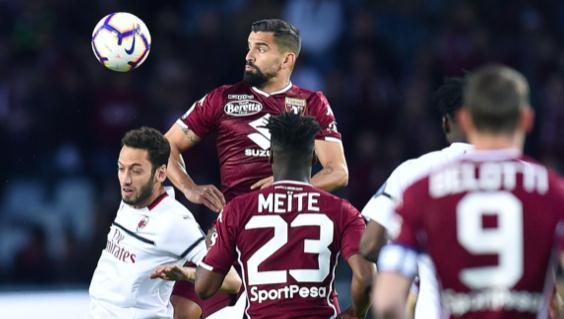 他在执教尤 他在执教尤