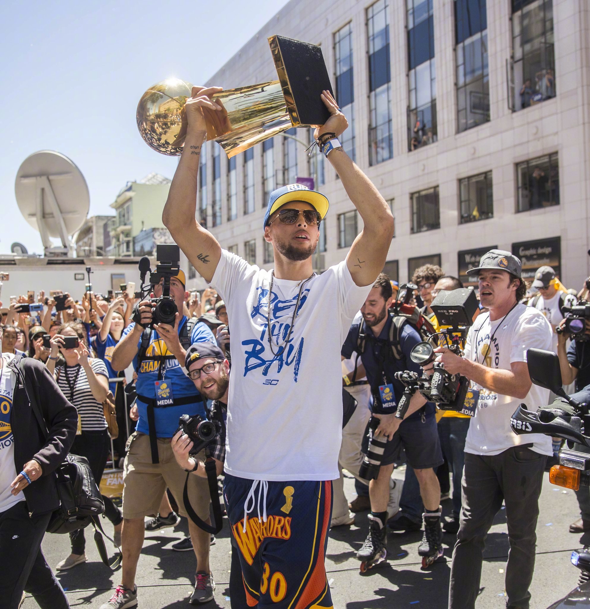 无论局势好 无论局势好