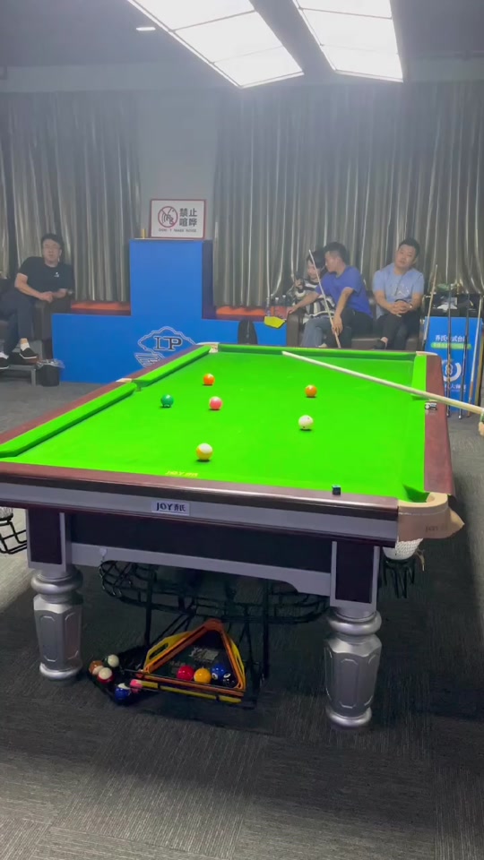 技术特点与 技术特点与