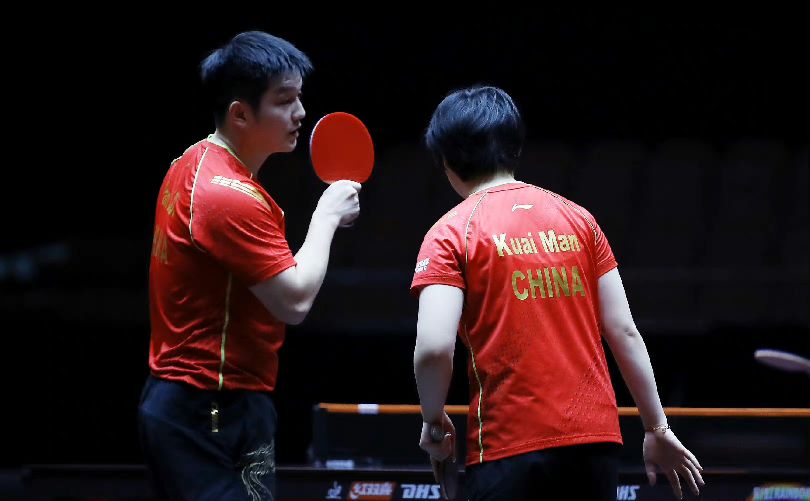 篮坛舞台上 篮坛舞台上