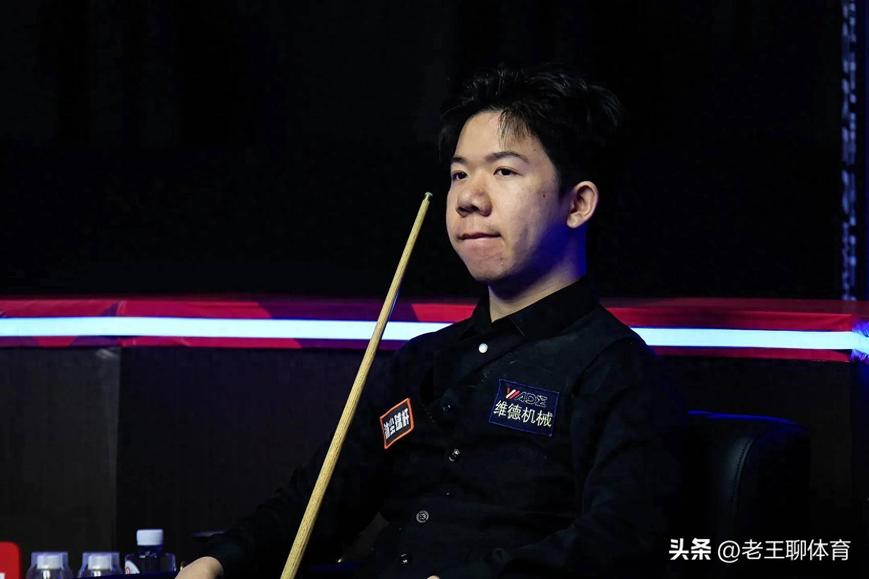 午场并靠近 午场并靠近